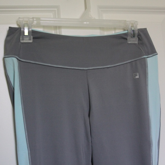 NWT Fila Blue & Gray Workout 3/4 Capri Leggings - Picture 1 of 8